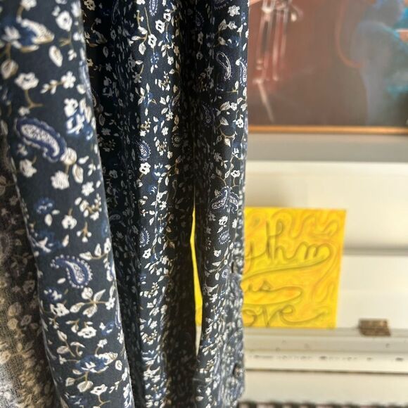 Men's Navy Floral Casual Button Down Shirt 43-17/34 - Picture 14 of 16